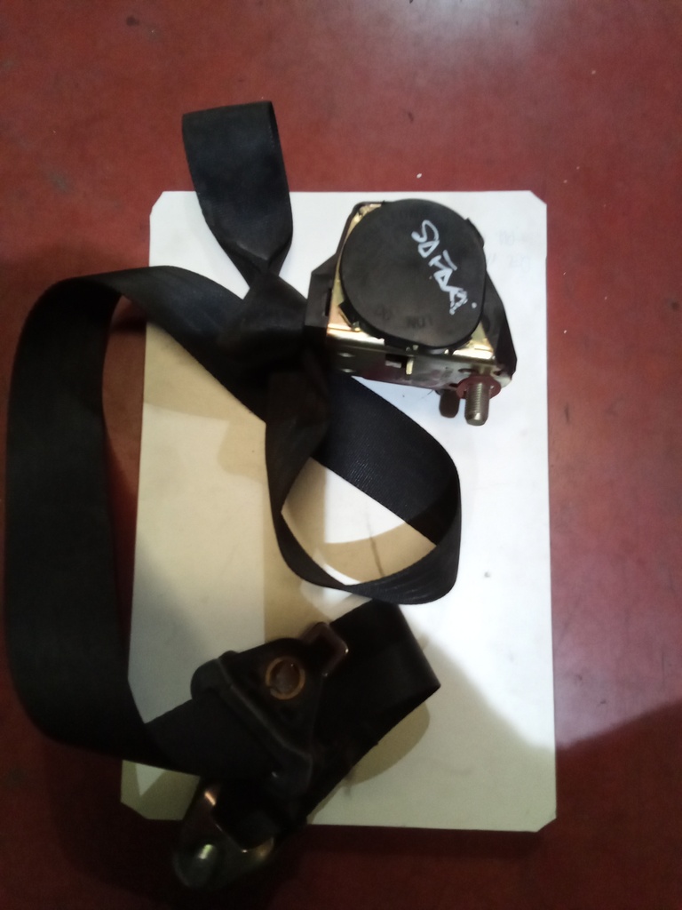 Cinturon trasero derecho tata safari '00