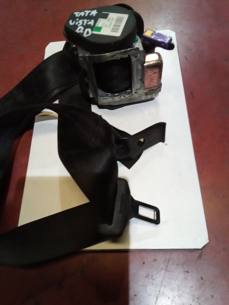 Cinturon delantero derecho tata vista '10