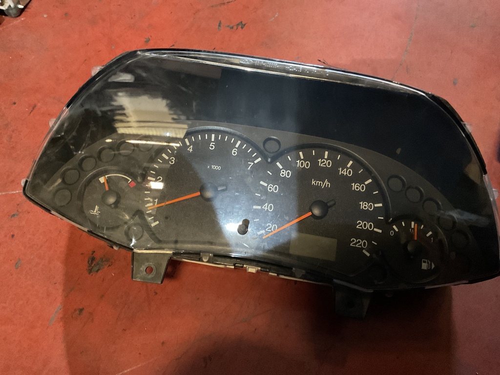 Cuadro instrumento ford focus 1999