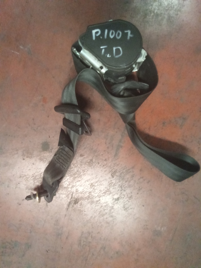 Cinturon trasero derecho peugeot 1007 '08