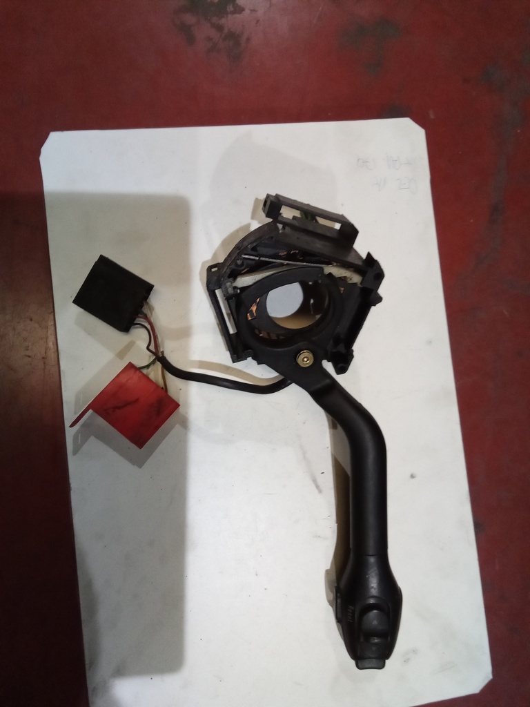 Mando de limpiaparabrisas seat ibiza '00