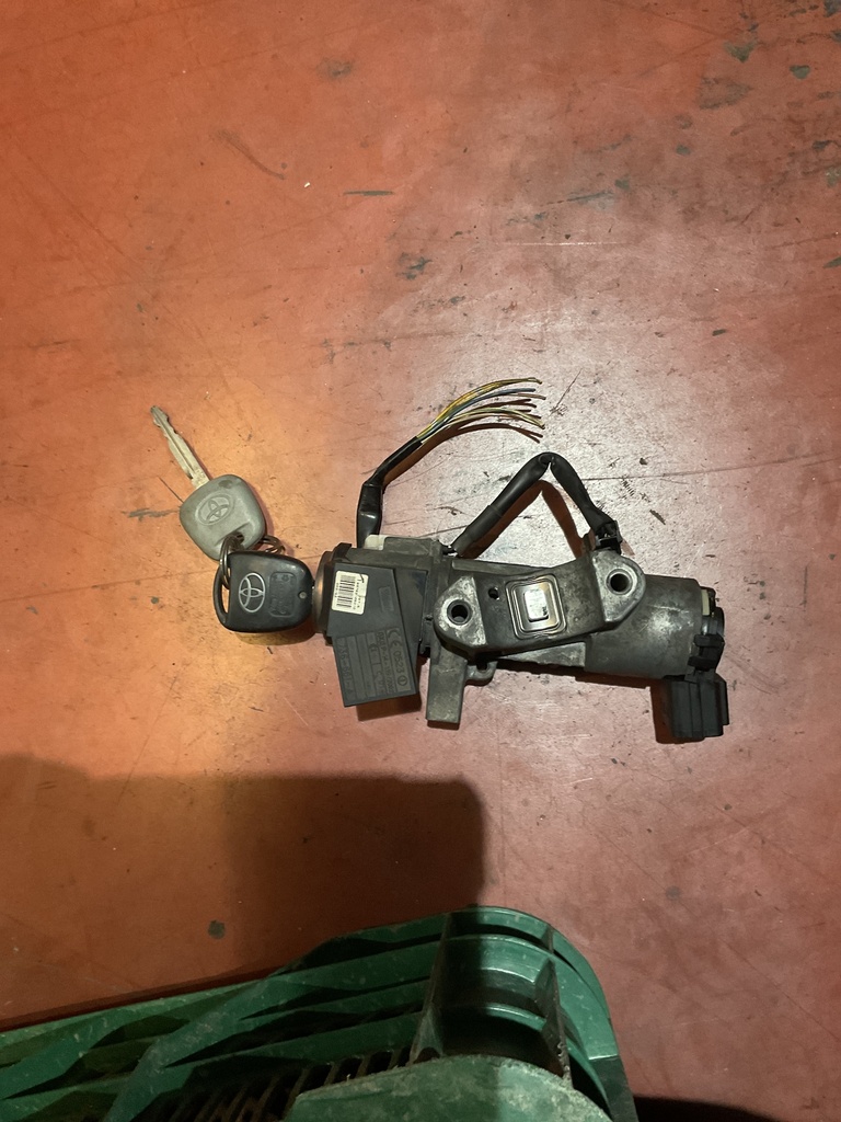 Conmutador de arranque toyota avensis ‘04