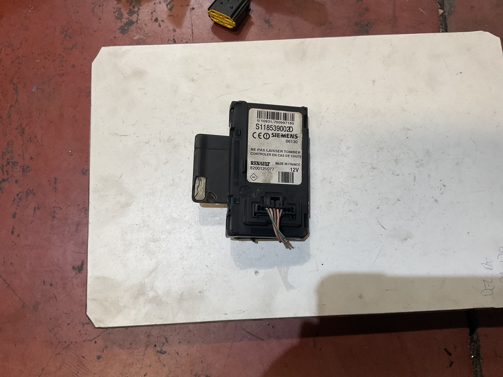 Conmutador de arranque renault megane'04