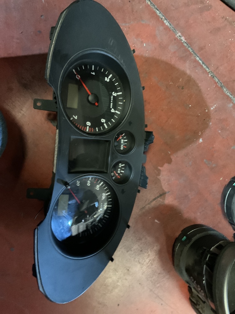 Cuadro instrumentos seat ibiza 03