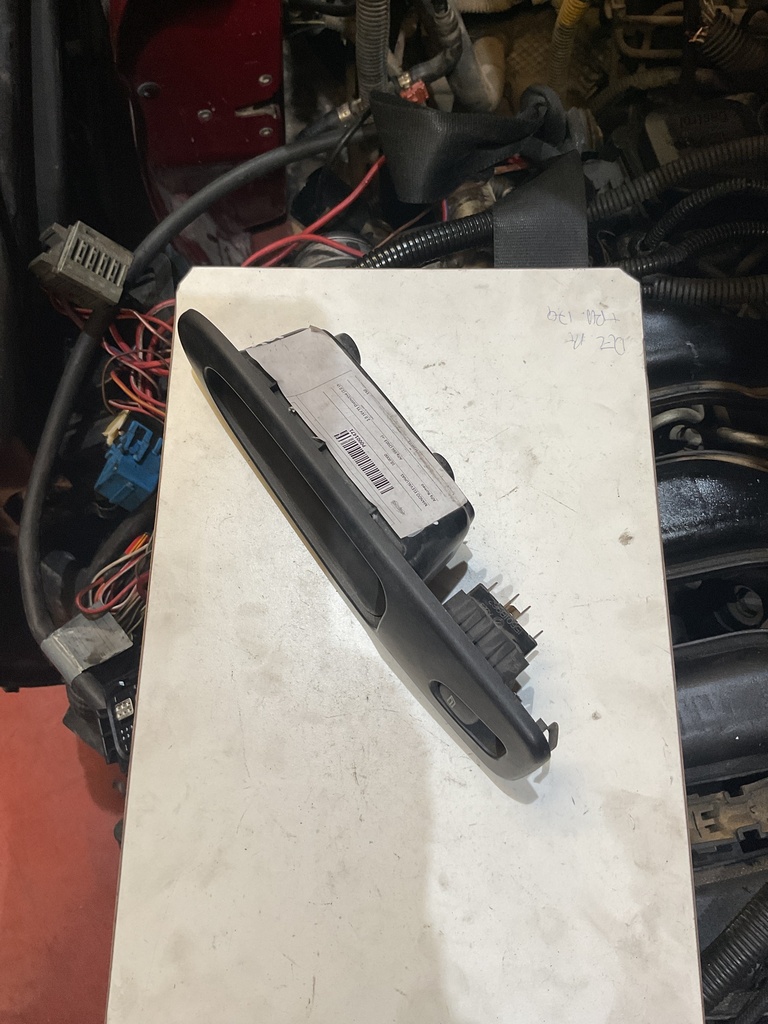 Botonera eleva lunas derecha alfa 166 '04