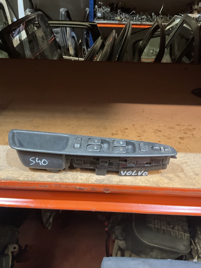 Botonera eleva lunas volvo s40 '00