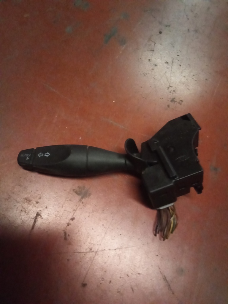 Mando de intermitentes ford mondeo '03