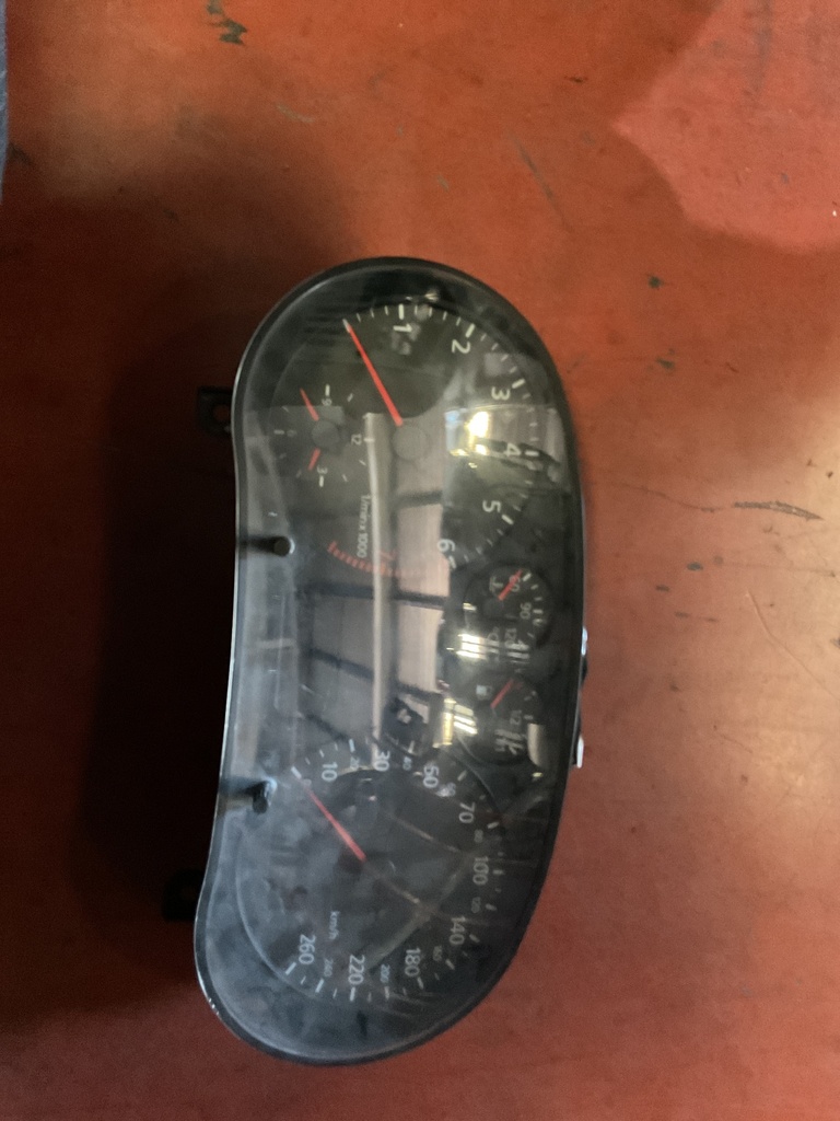 Cuadro instrumentos audi a3 96