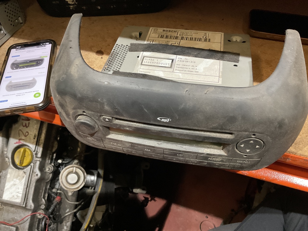 Radio peugeot bipper '09