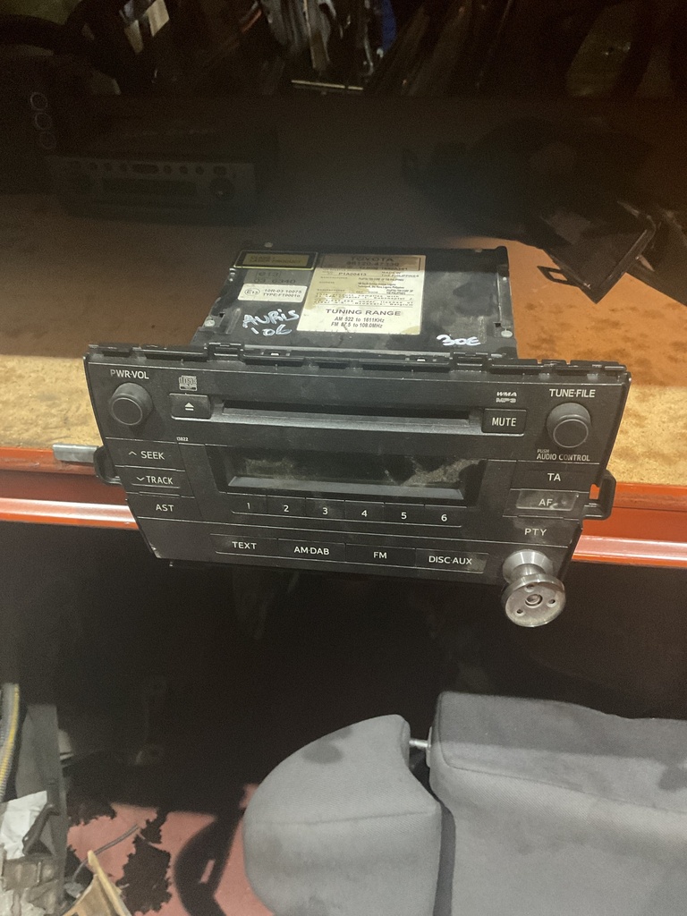 Radio toyota auris ‘06