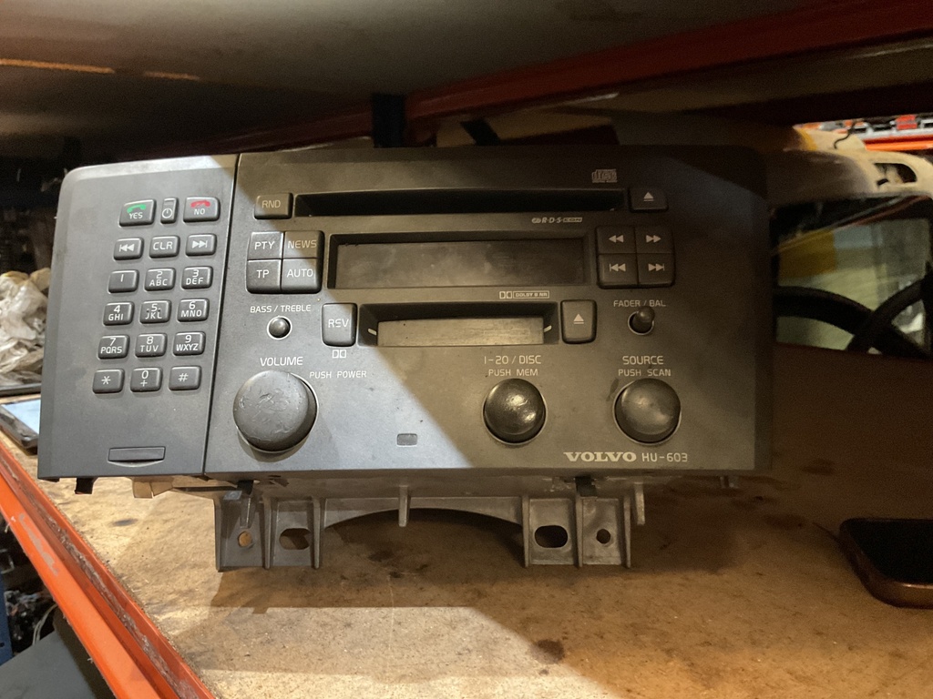 Radio volvo s60 ‘02