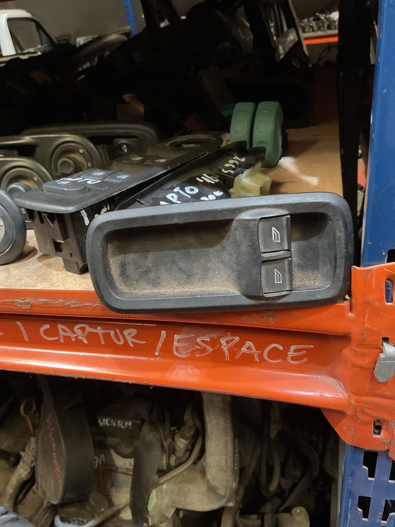 Botonera eleva lunas ford fiesta ‘10