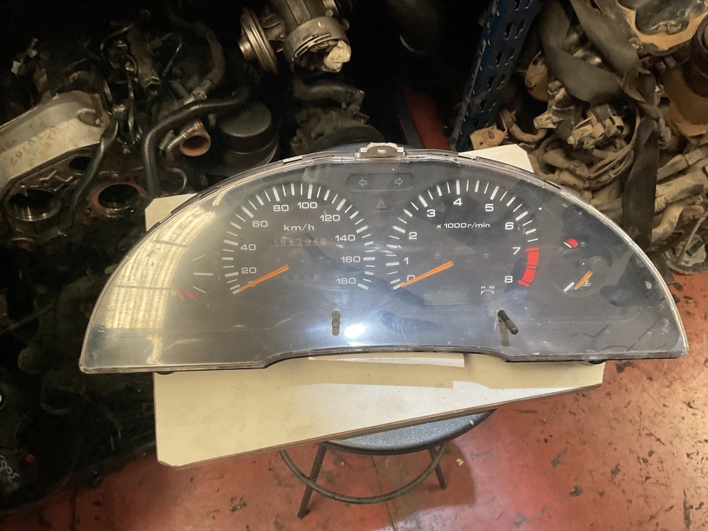 Cuadro instrumentos nissan vanette ‘95