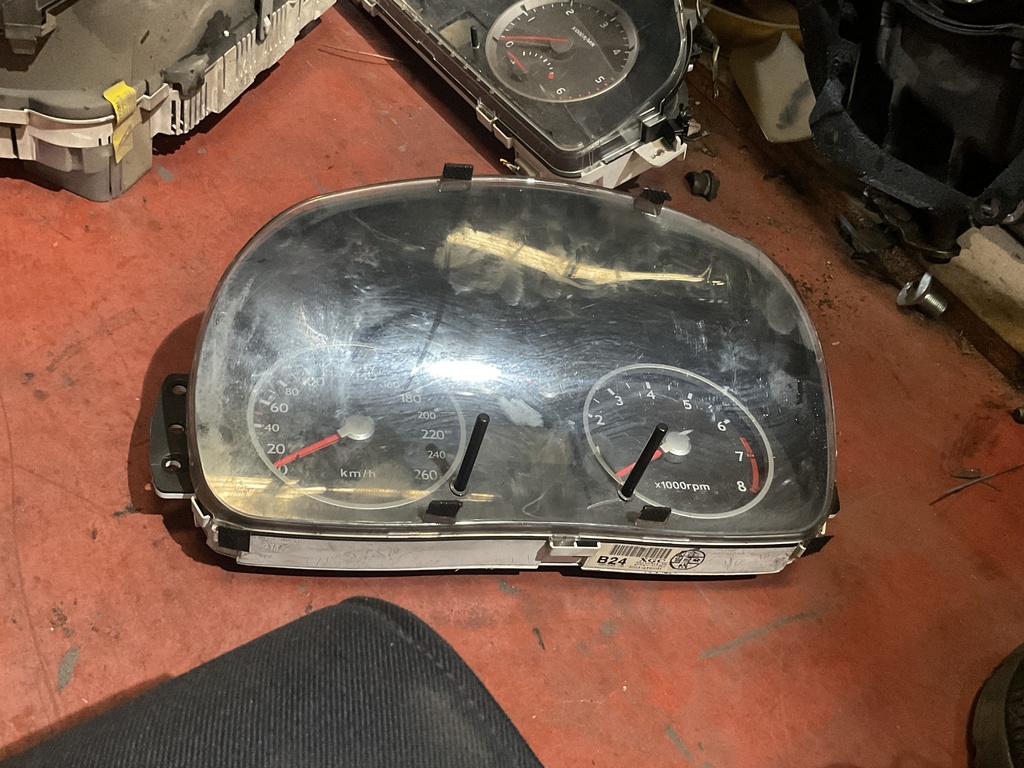 Cuadro instrumentos hyundai coupe ‘05
