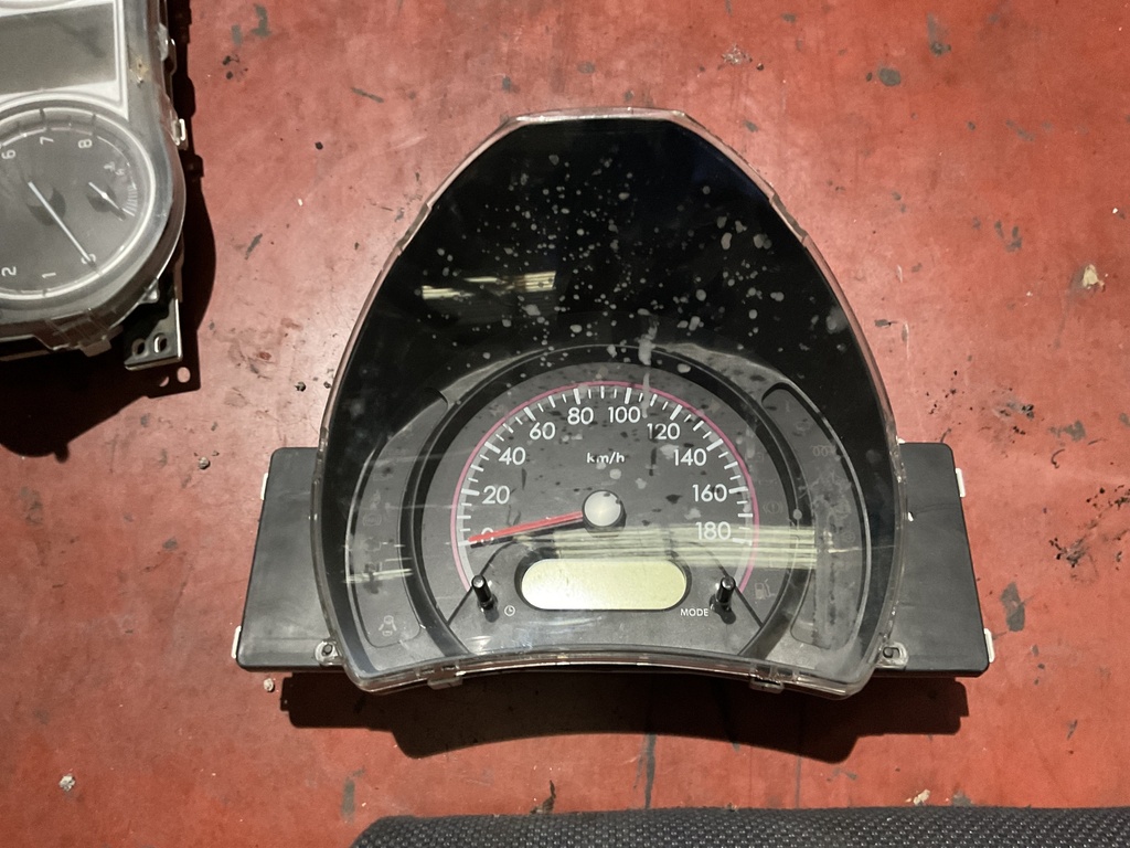 Cuadro instrumentos suzuki alto ‘10