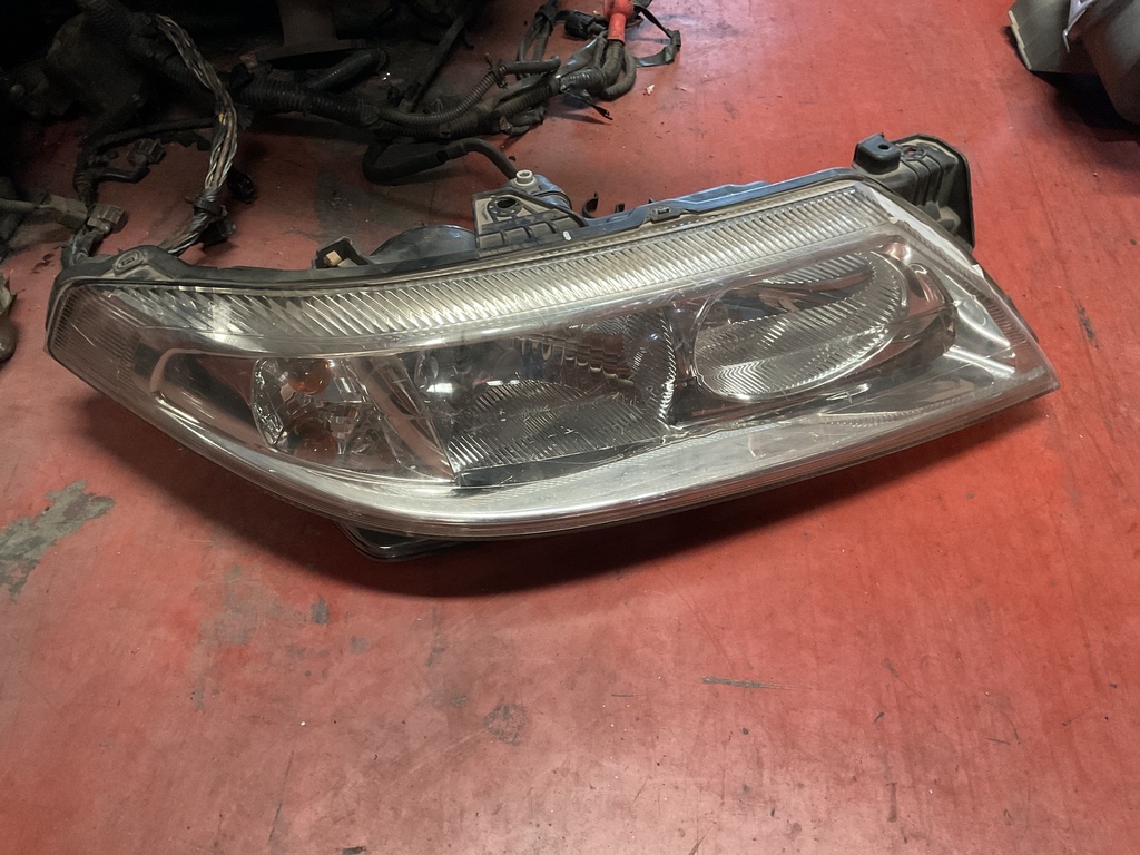 Faro derecho renault laguna ii