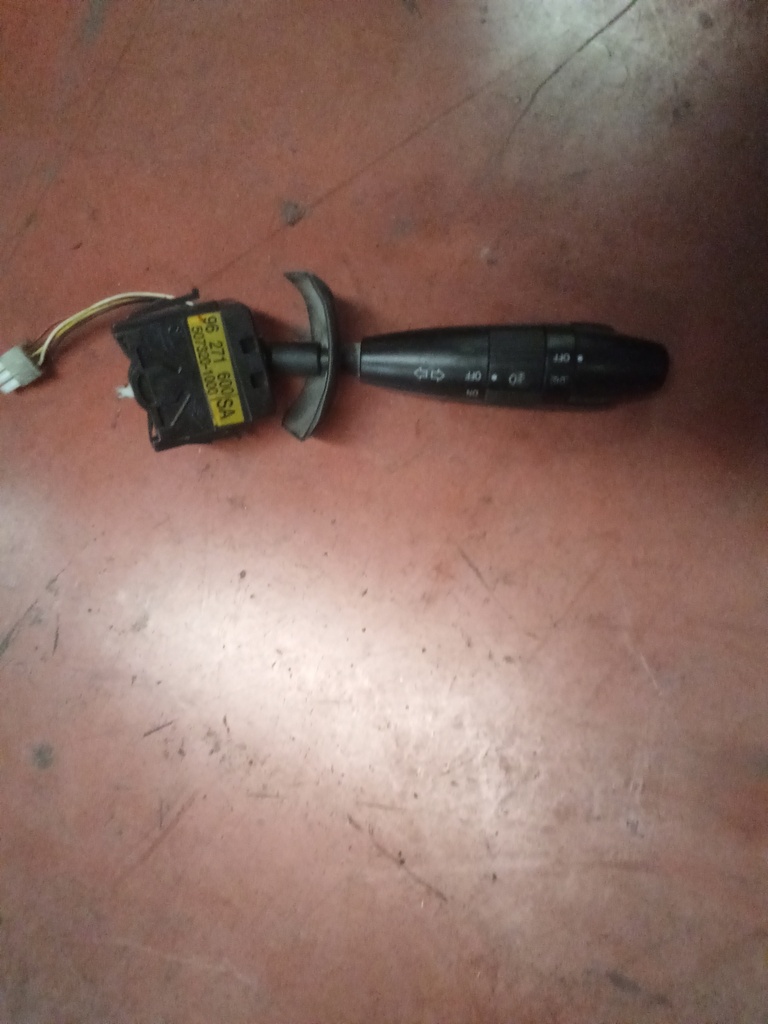 Mando de luces daewoo nubira '03