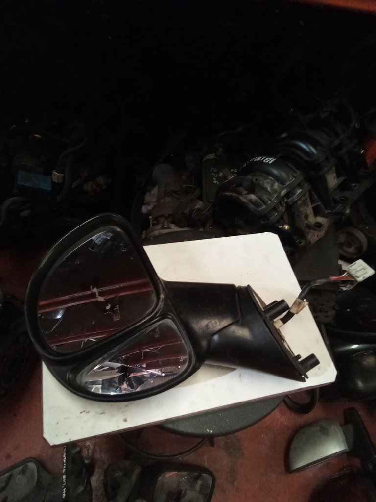 Retrovisor izquierdo fiat múltipla '99