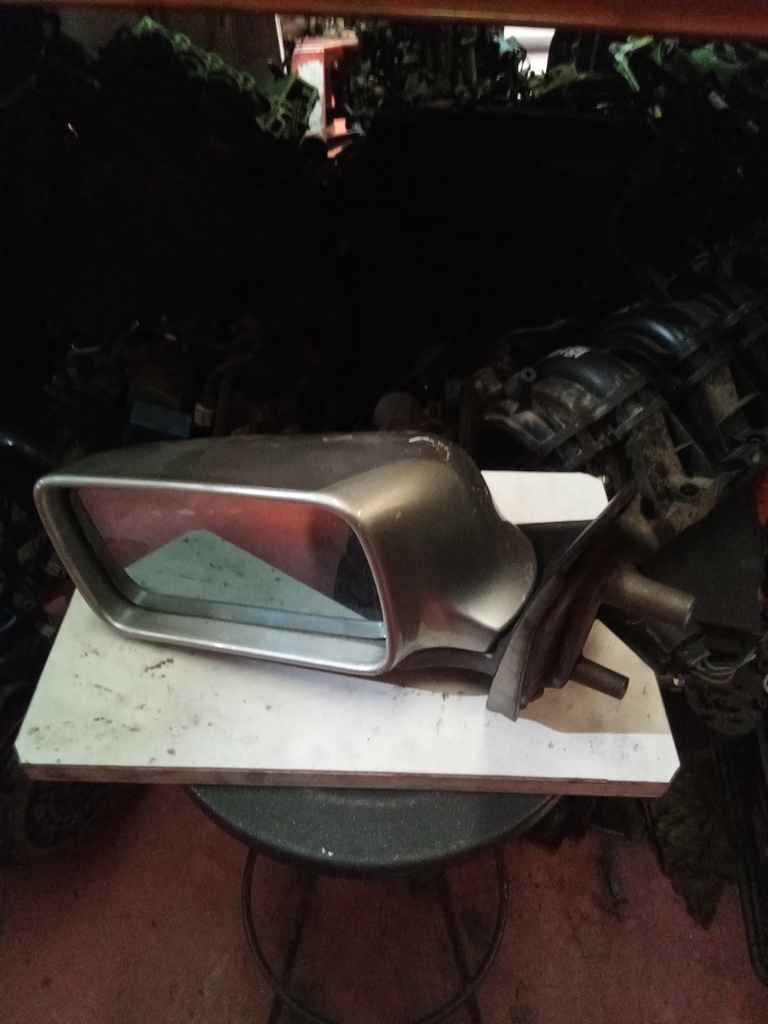 Retrovisor izquierdo alfa romeo 145 '97