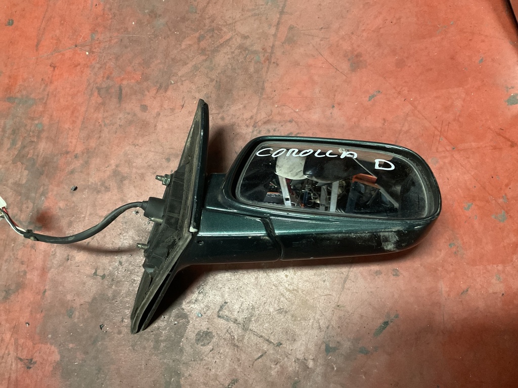 Retrovisor derecho toyota corolla ‘02