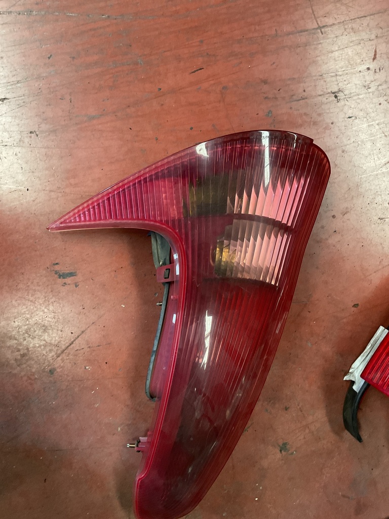 Piloto derecho peugeot 206 sw