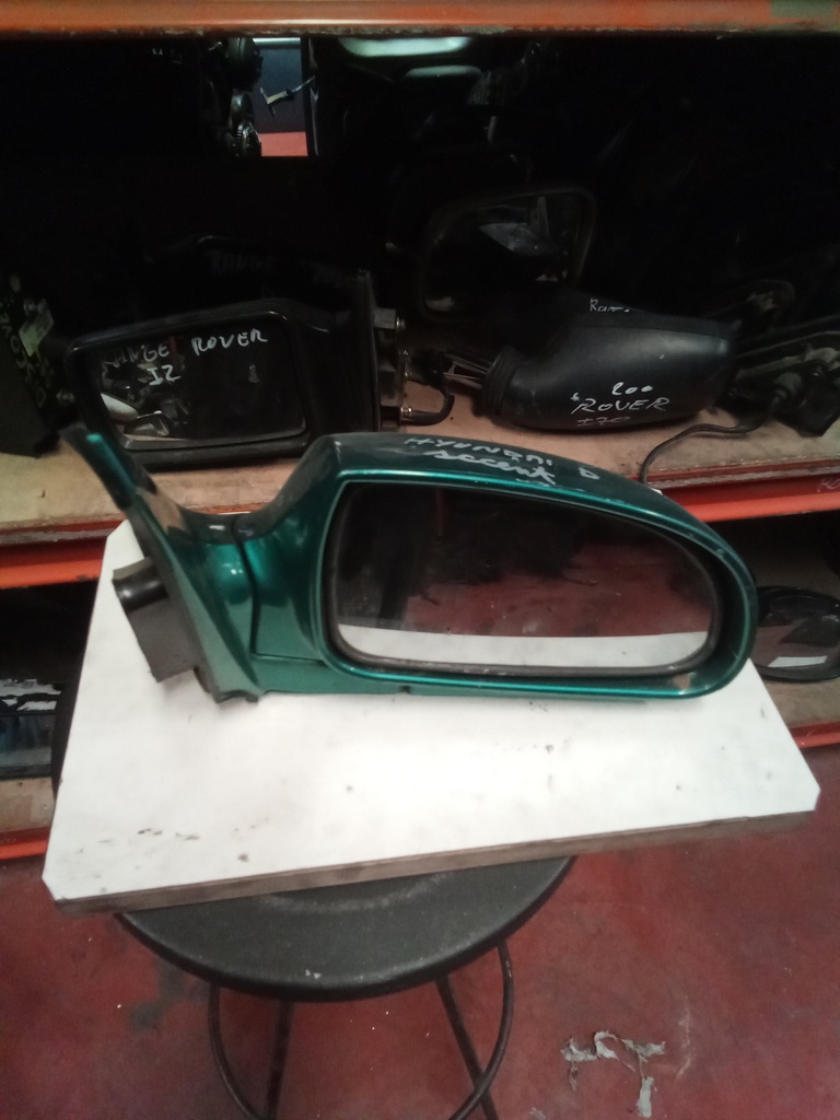 Retrovisor derecho hyundai accent '00