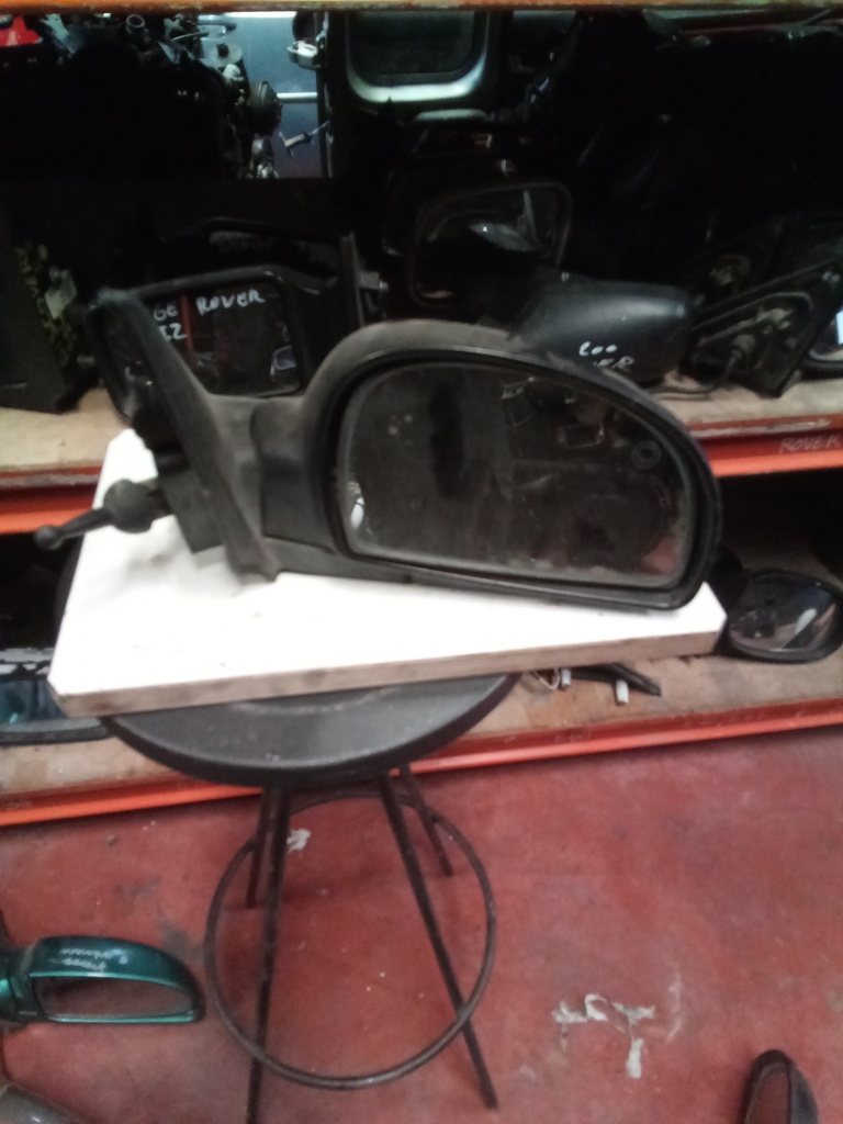 Retrovisor derecho manual hyundai accent '05