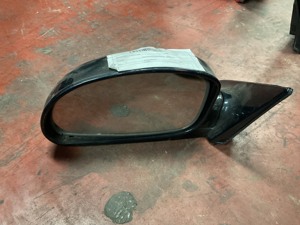 Retrovisor izquierdo hyundai lantra ‘00