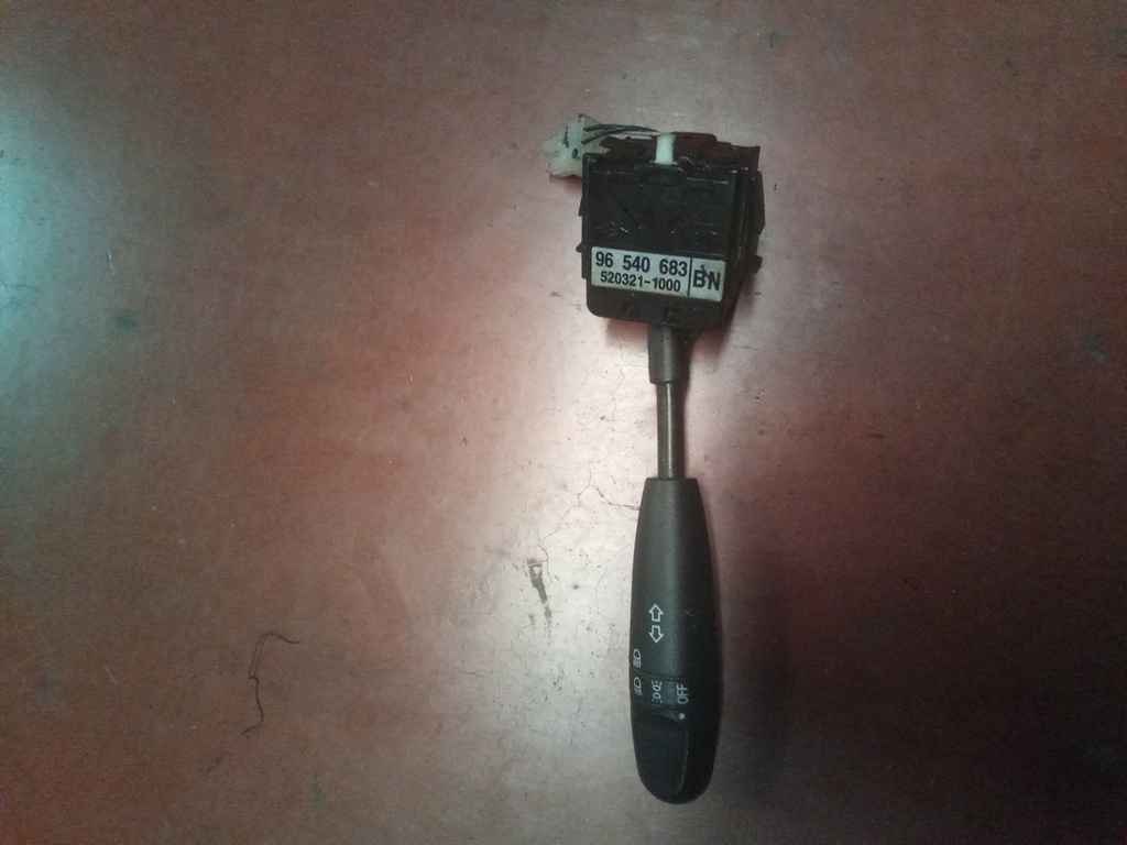 Mando de intermitentes daewoo kalos '06