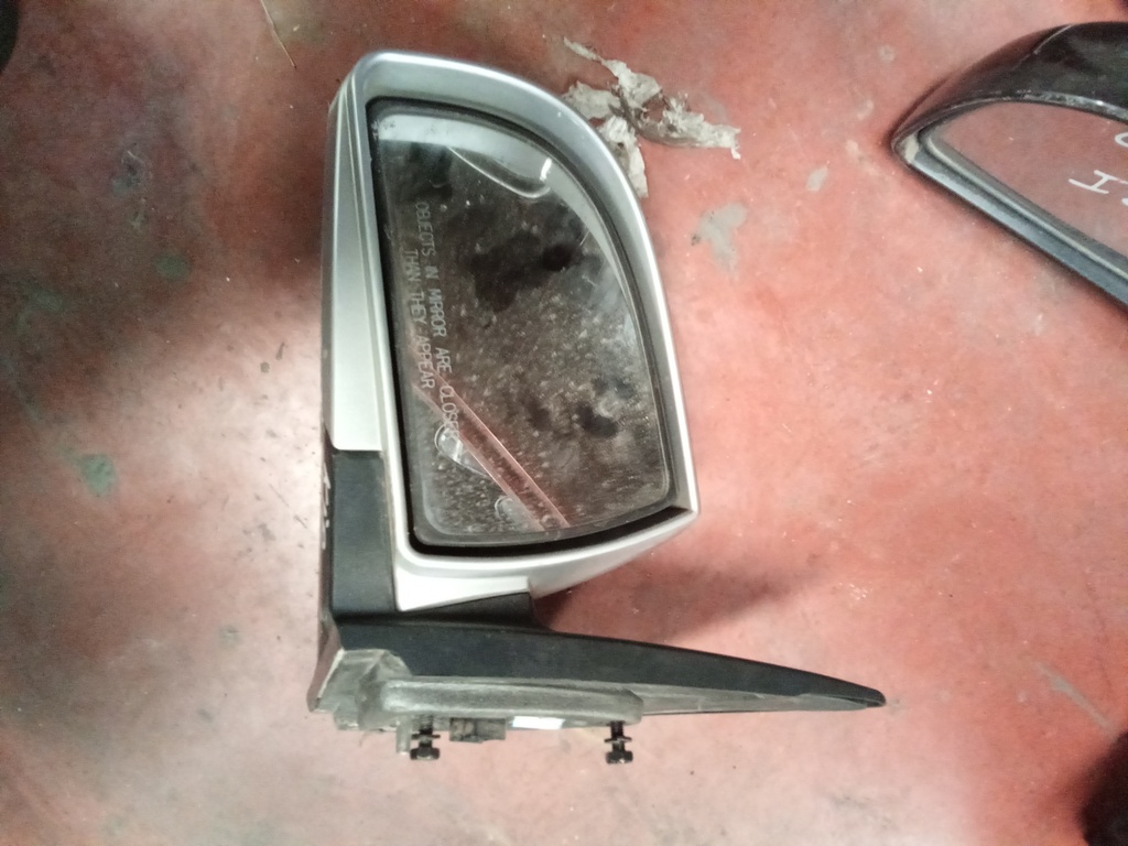 Retrovisor izquierdo kia carens '06