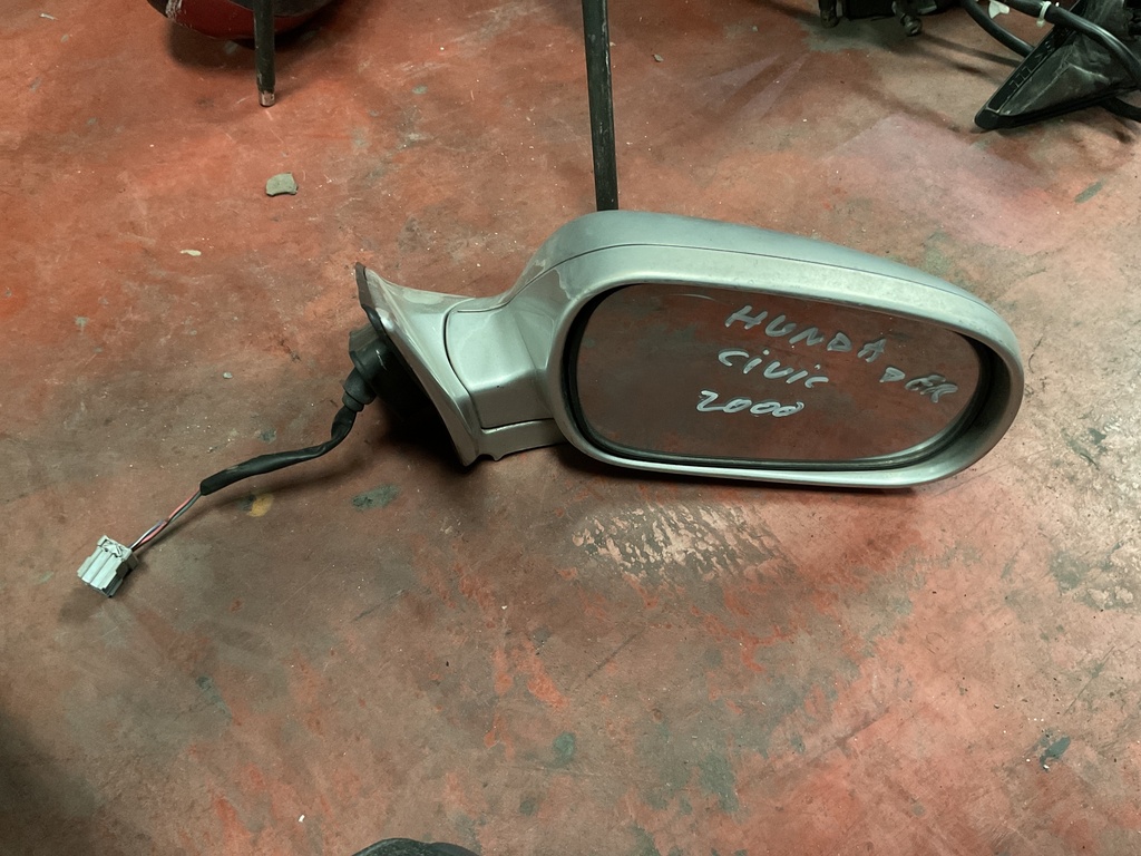 Retrovisor derecho honda civic ‘00