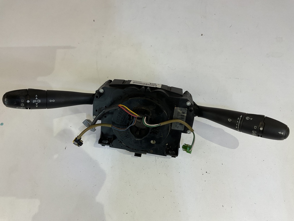 Mando multifuncion peugeot 207 año 2006