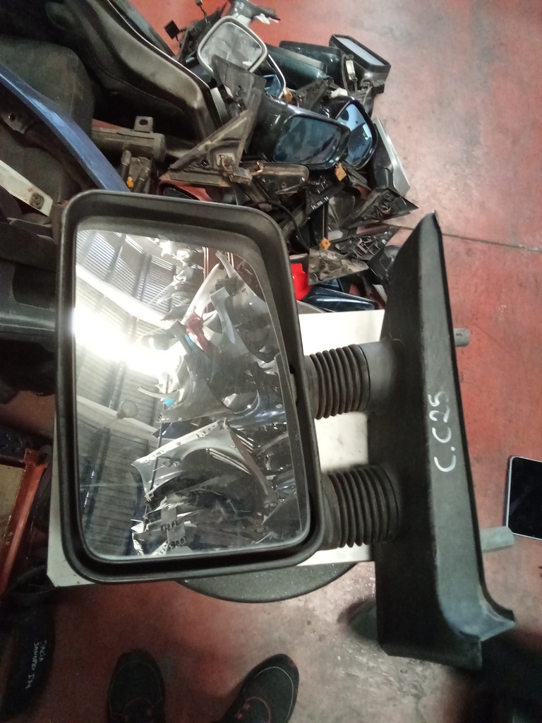 Retrovisor izquierdo citroen c25