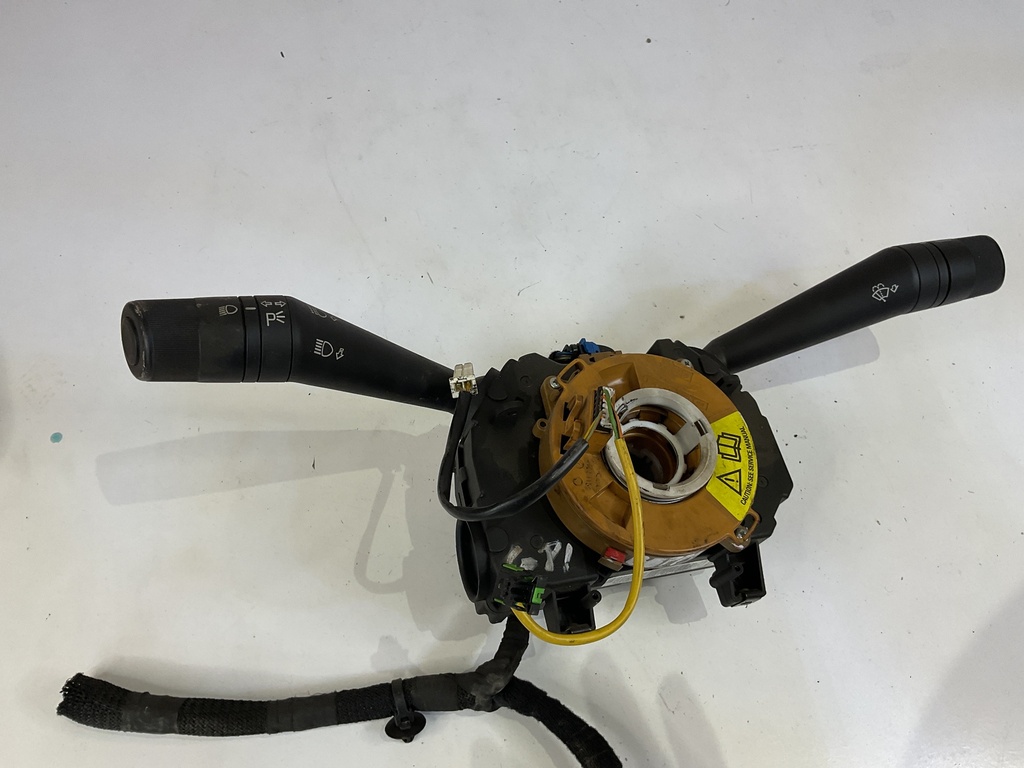 Mando multifuncion peugeot bipper año 2008