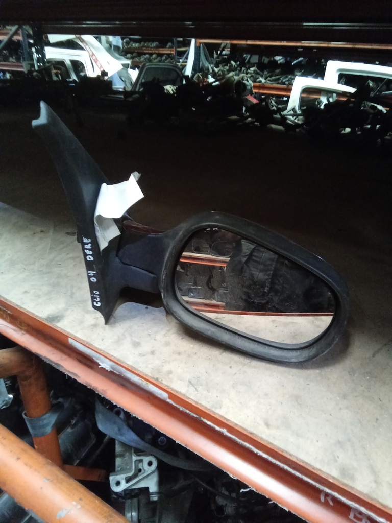 Retrovisor derecho renault clio ii '04