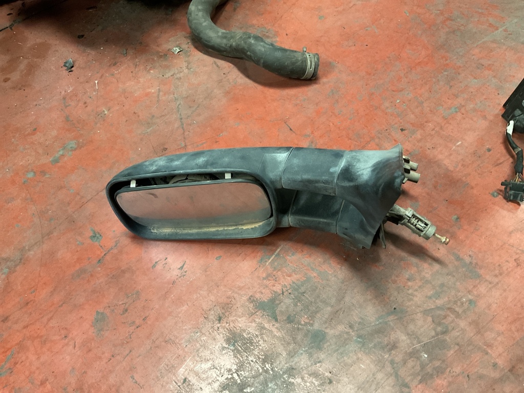 Retrovisor izquierdo manual seat inca ‘98