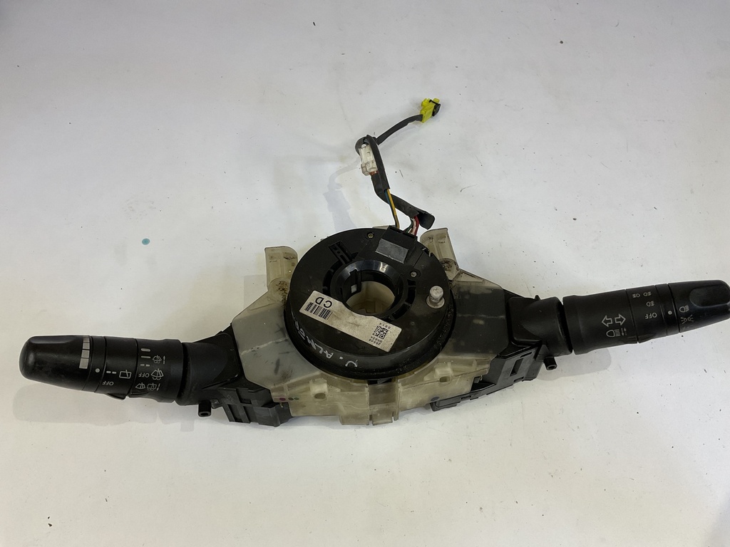 Mando multifuncion nissan almera año 2001