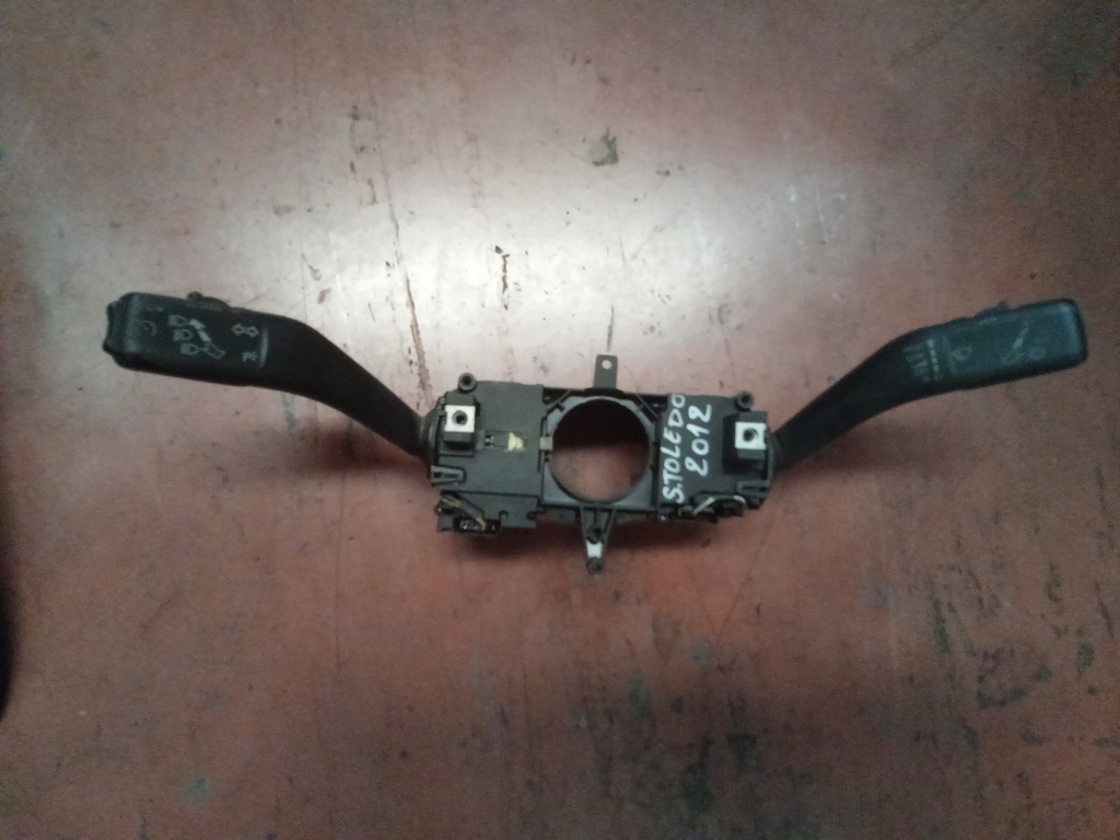 Mando multifuncion seat toledo '14