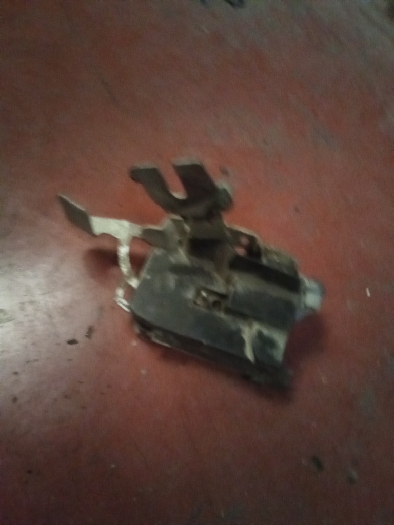 Cerradura trasera derecha citroen jumper '02