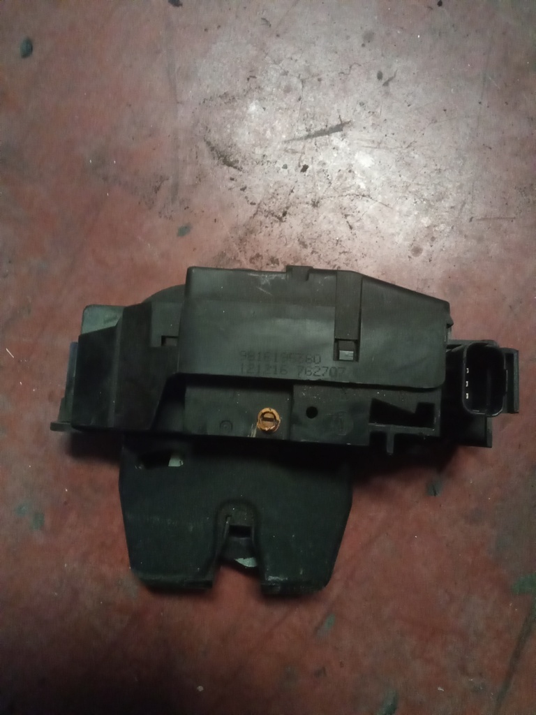 Cerradura maletero citroen c3 '17