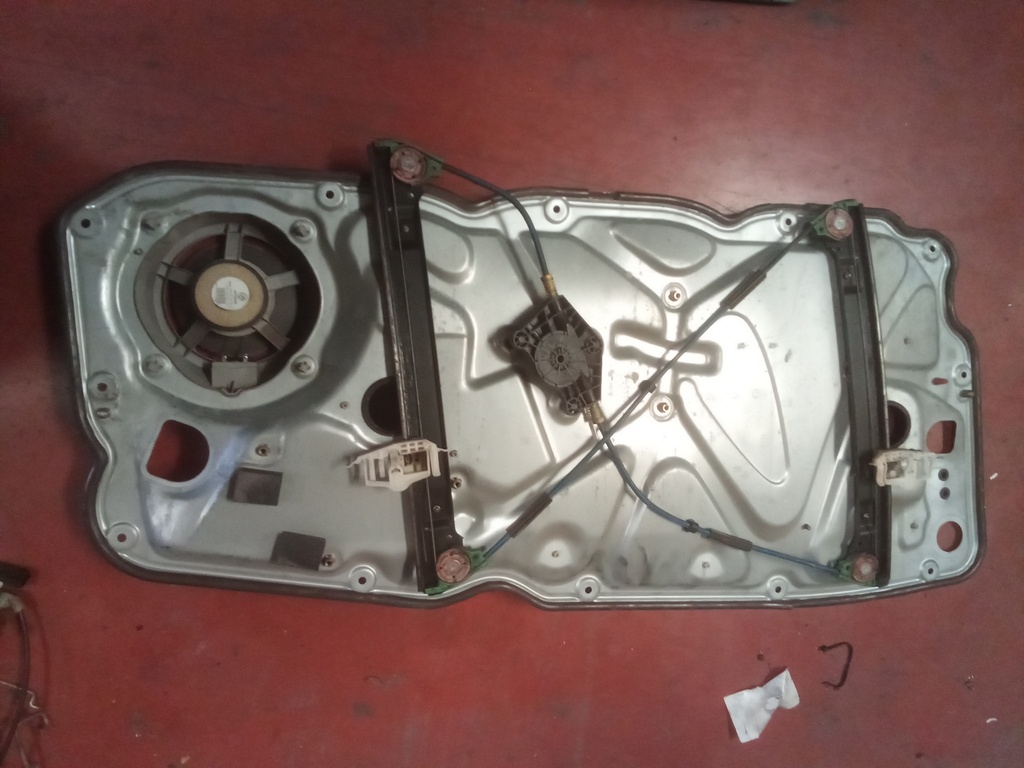 Elevalunas delantero derecho 3p Fiat stilo '05