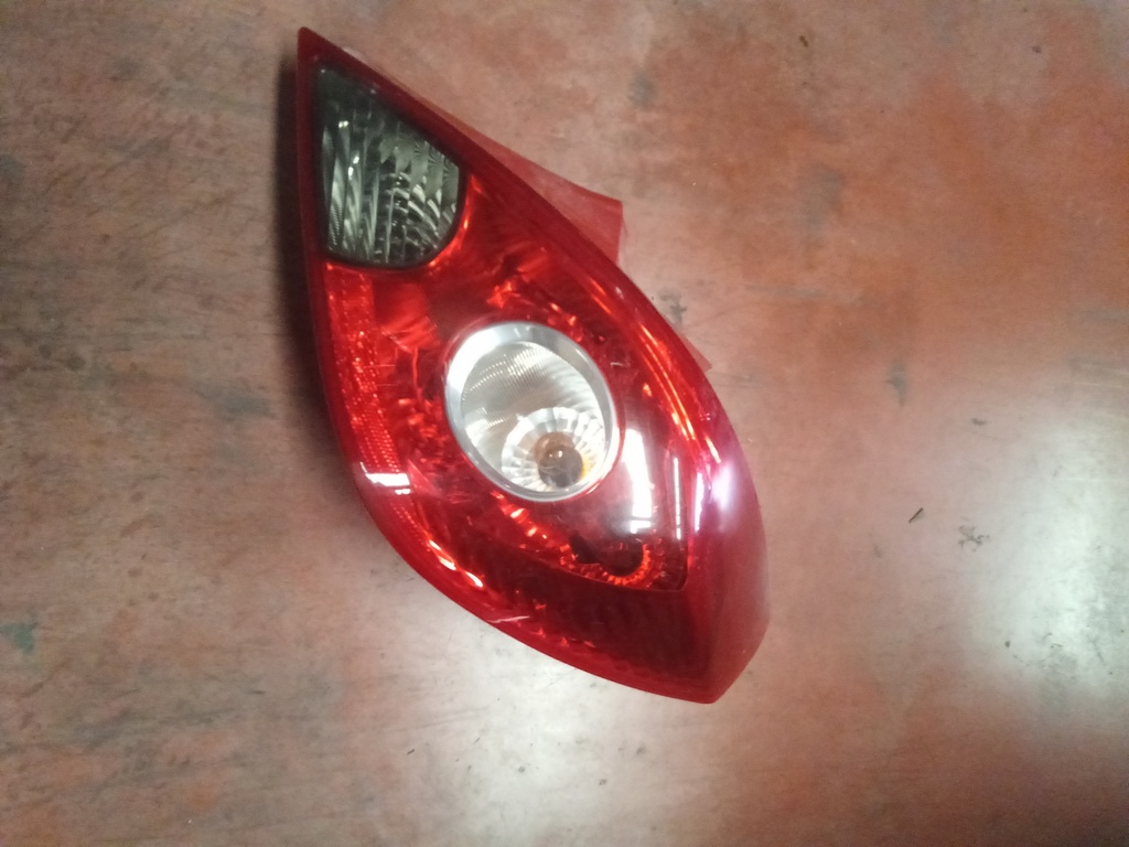 Piloto derecho Opel Corsa '06