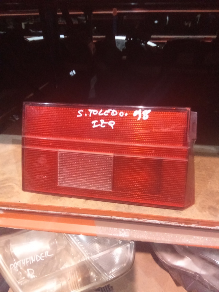 Piloto izquierdo seat Toledo '98