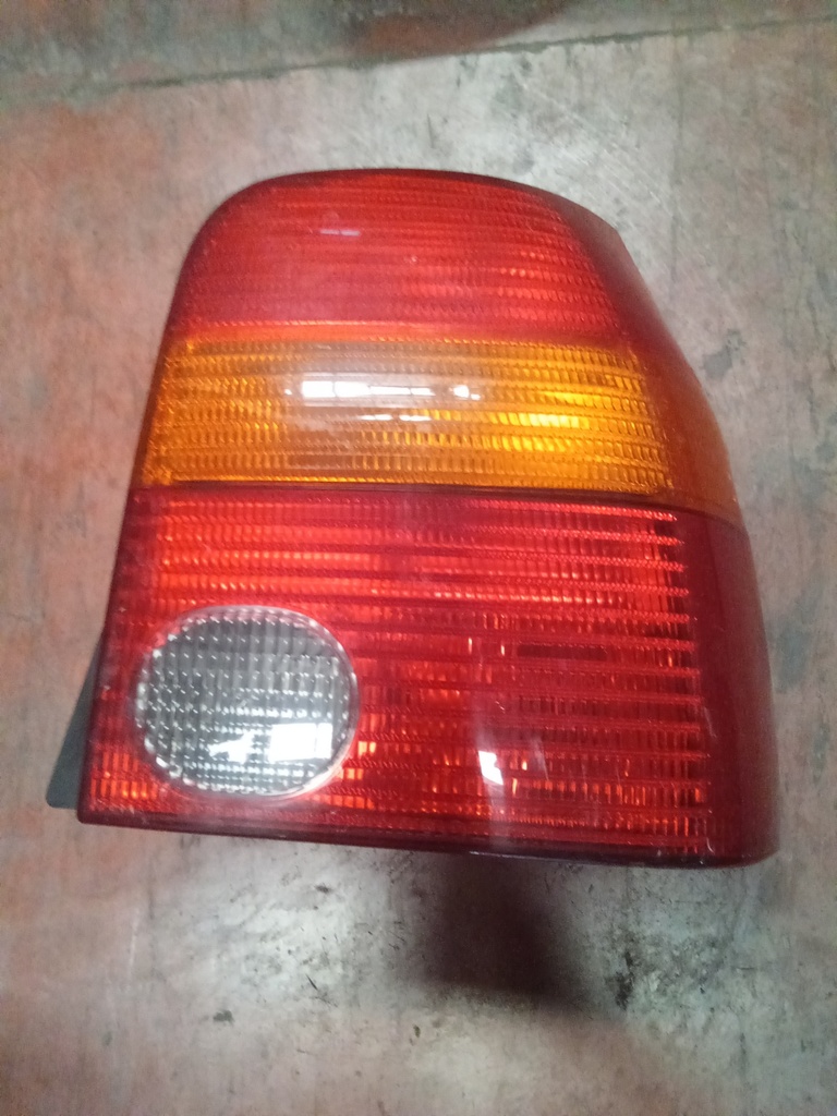 Piloto derecho seat  arosa '97