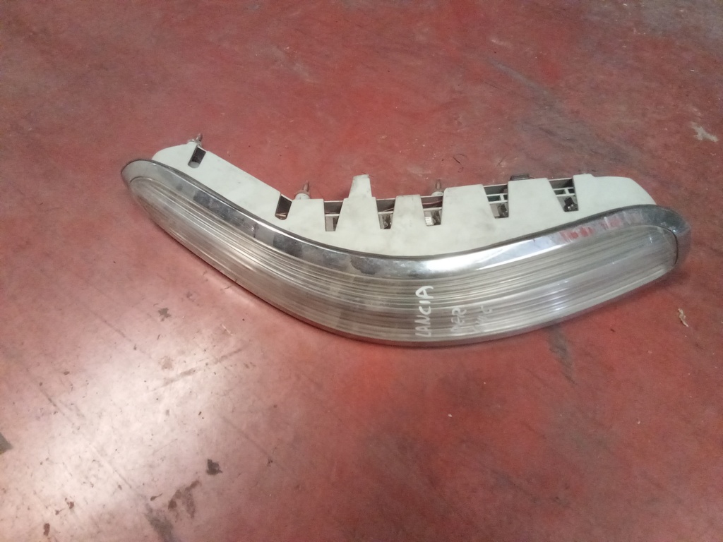 Piloto derecho Lancia thesis '03