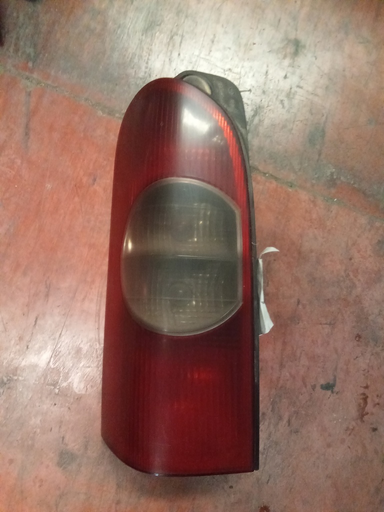 Piloto izquierdo Renault Master '06