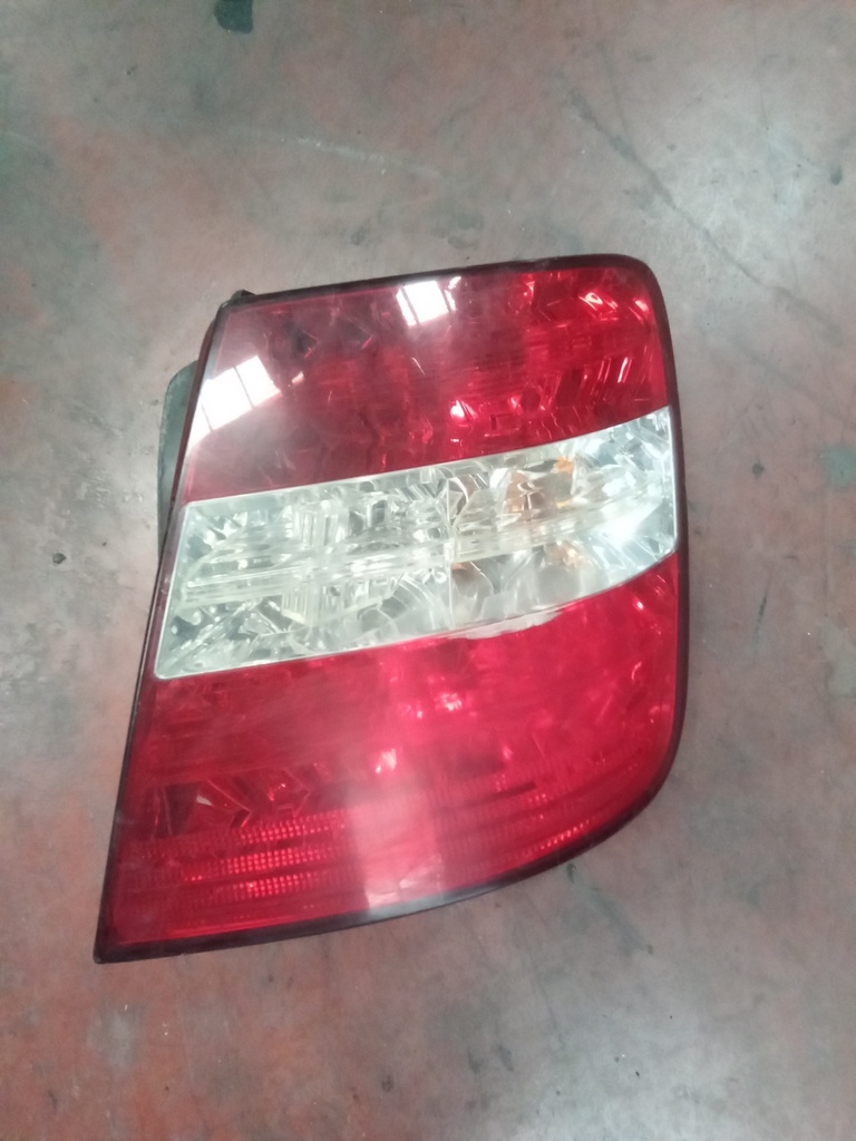 Piloto derecho Fiat stilo '02