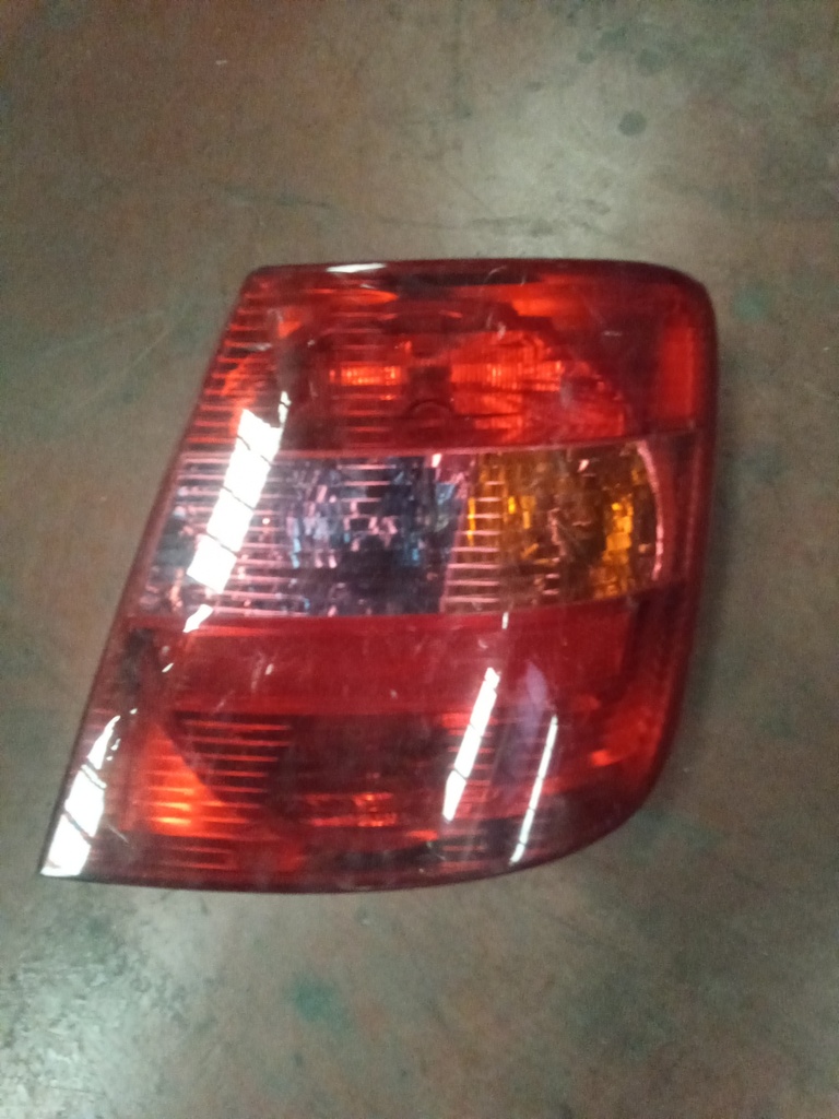 Piloto derecho Fiat stilo '01