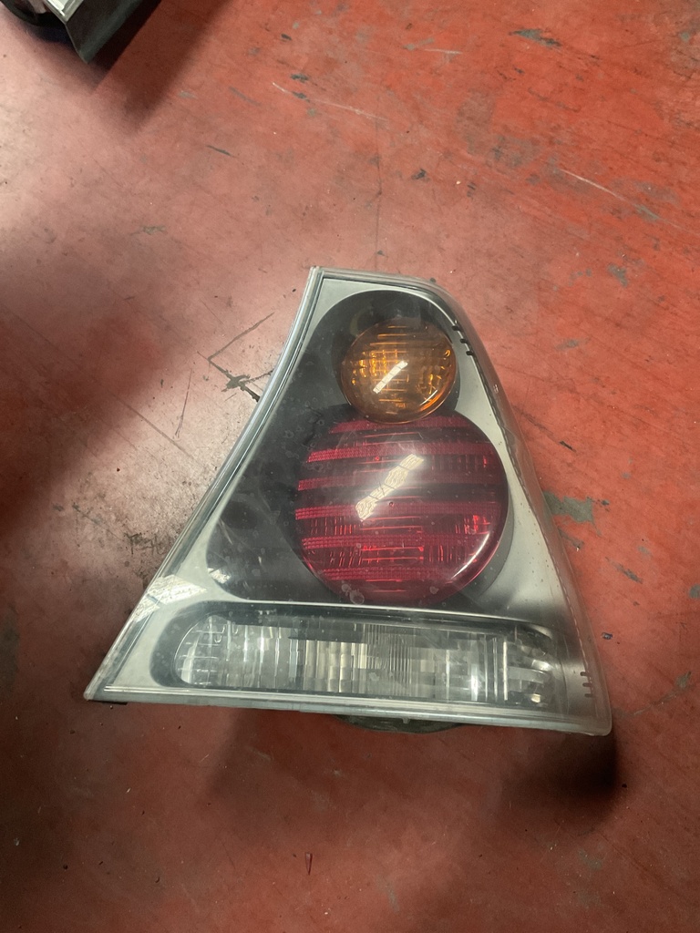 Piloto derecho bmw E46 serie 3 compact ‘01