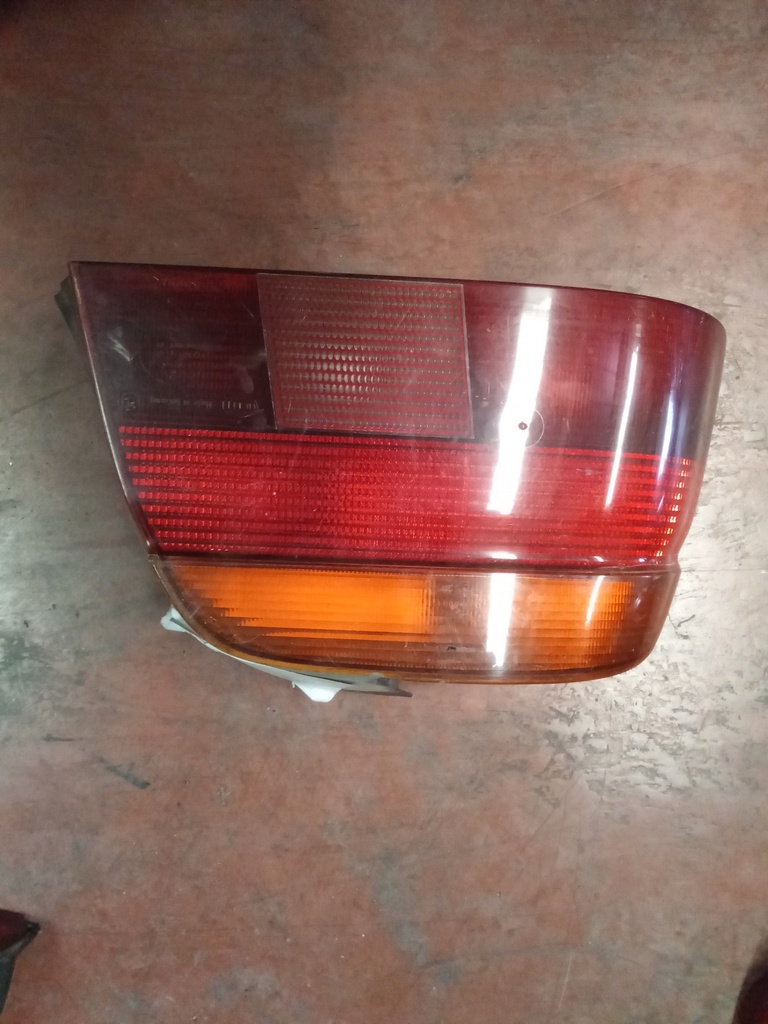 Piloto izquierdo BMW serie 5 E39 '03